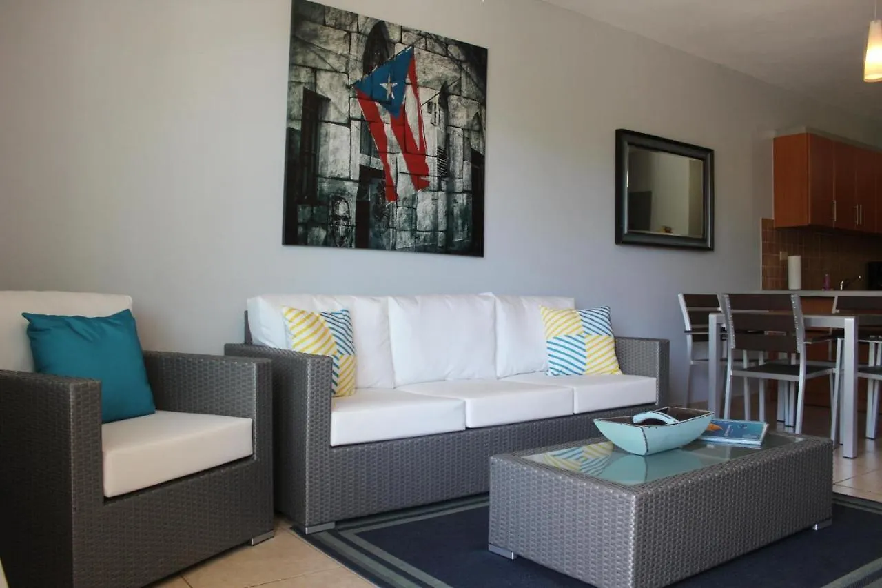 아파트 Ocean Terrace 202 - A Block From Sandy Beach 린콘